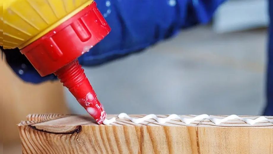 کاربرد چسب کشتی